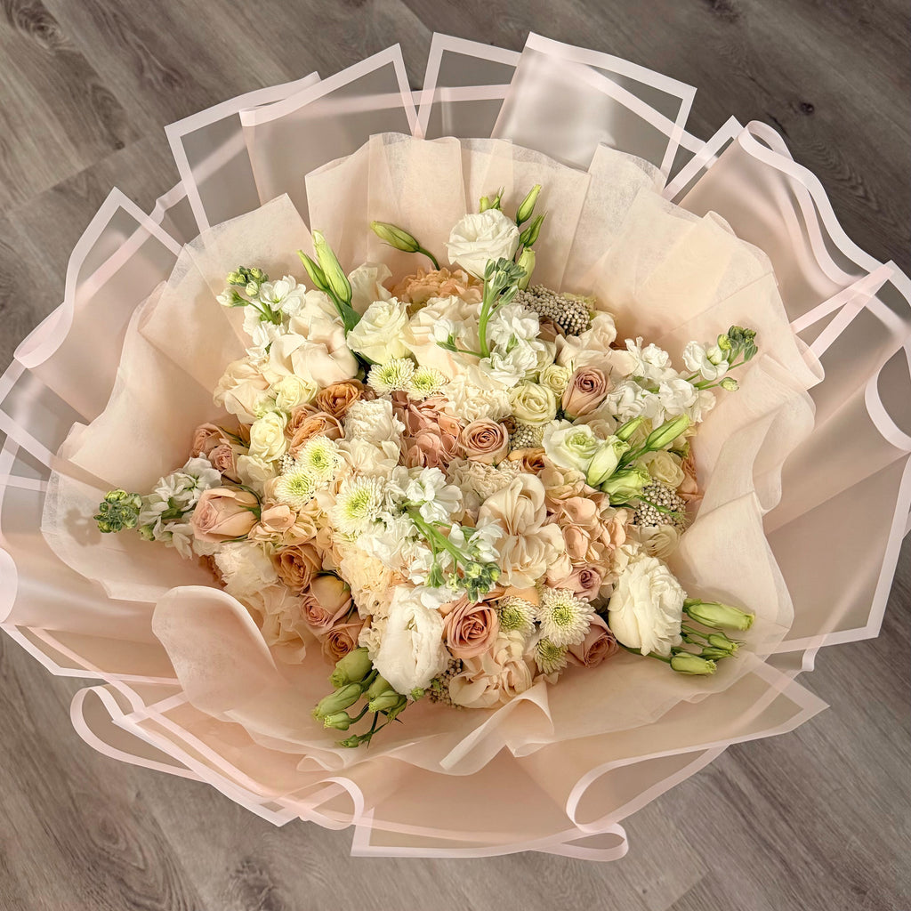 Paris Dream - Seasonal Bouquet