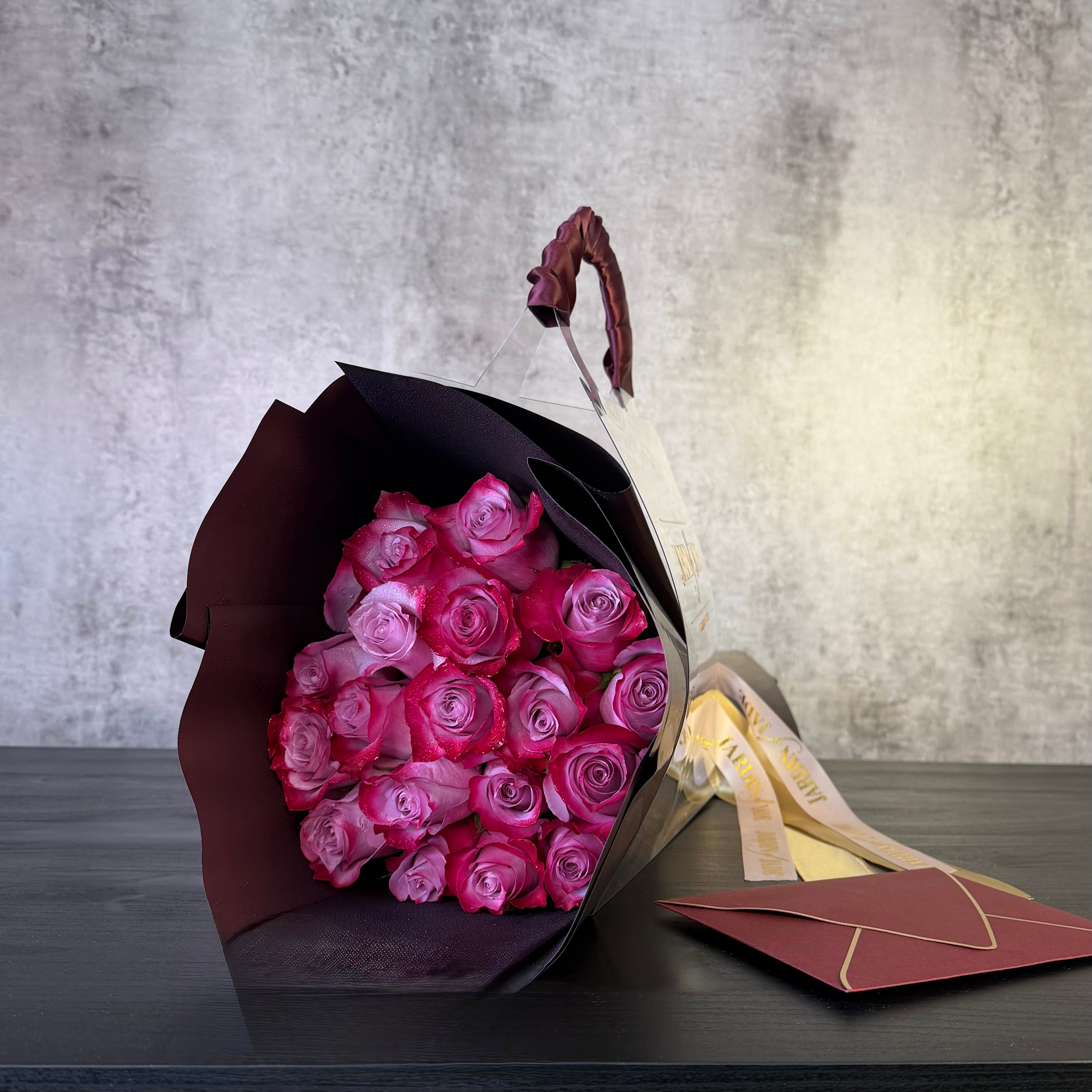 Fleur de Marie - Rose Carrier
