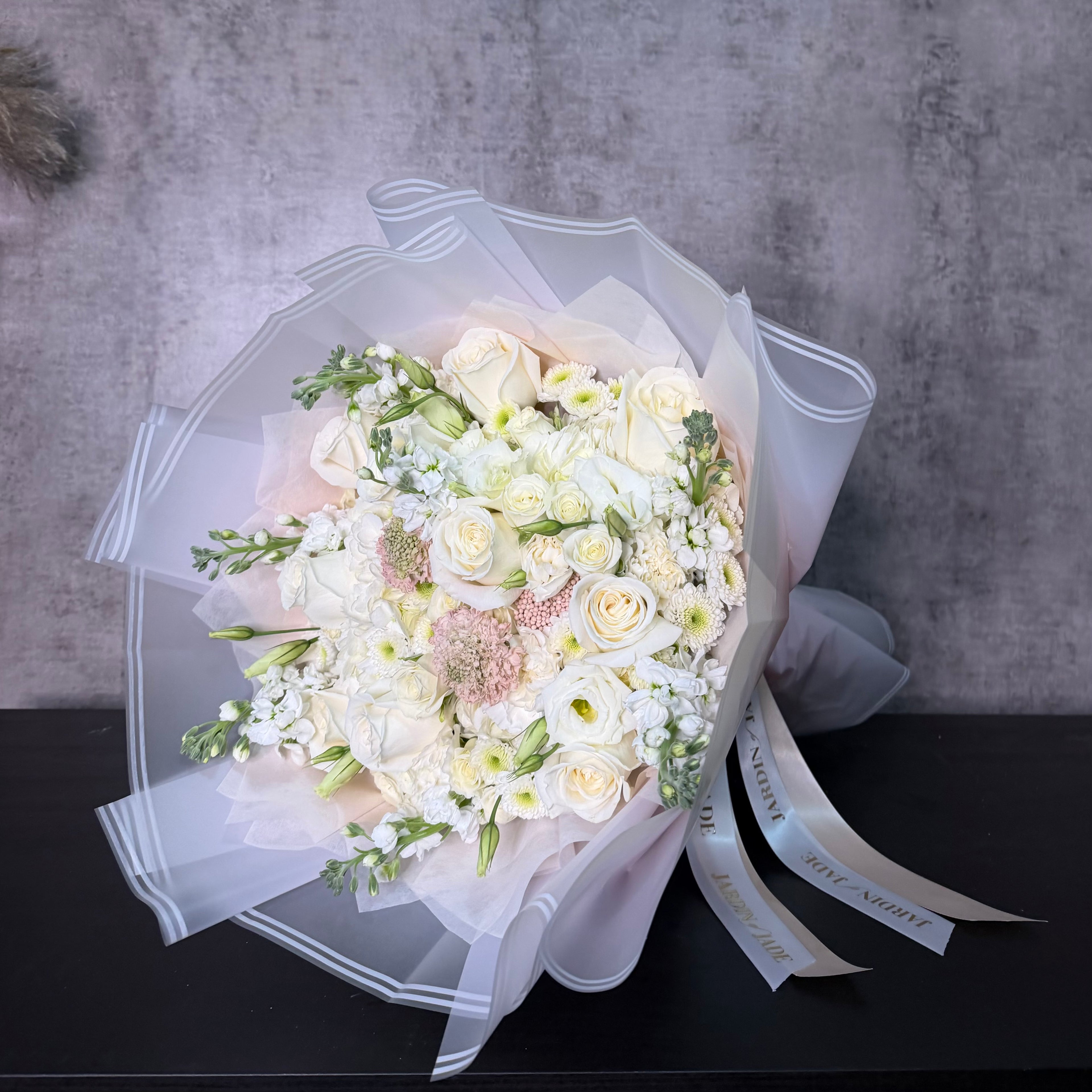 Paris Dream - Seasonal Bouquet