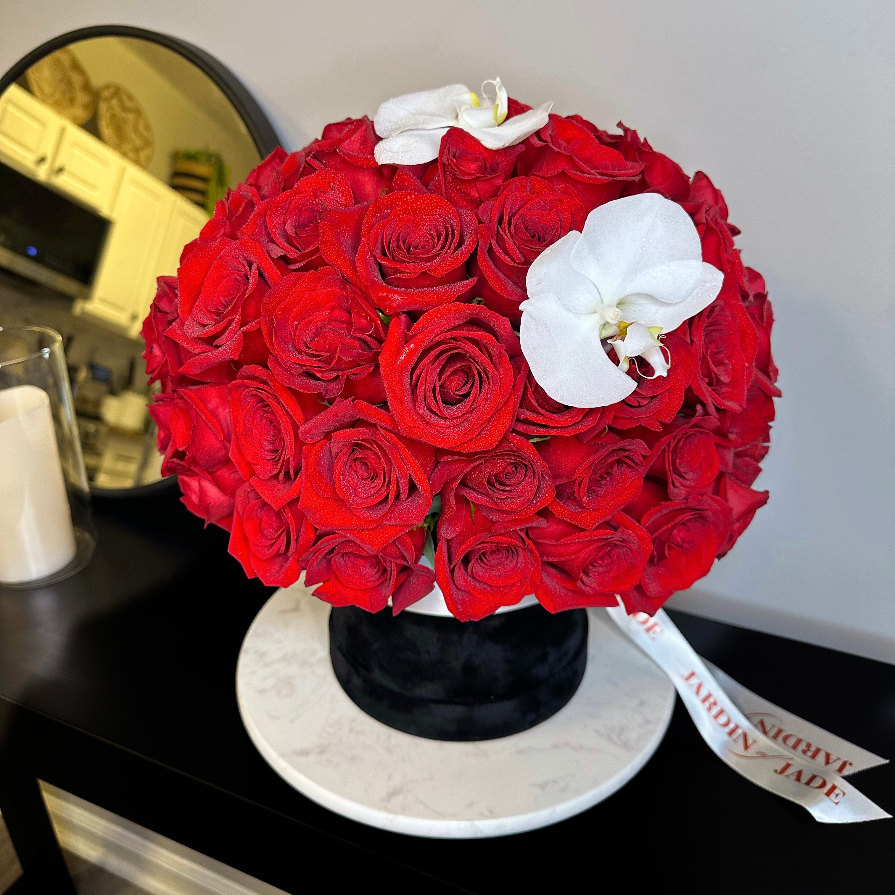 Belle - Signature Flower Box