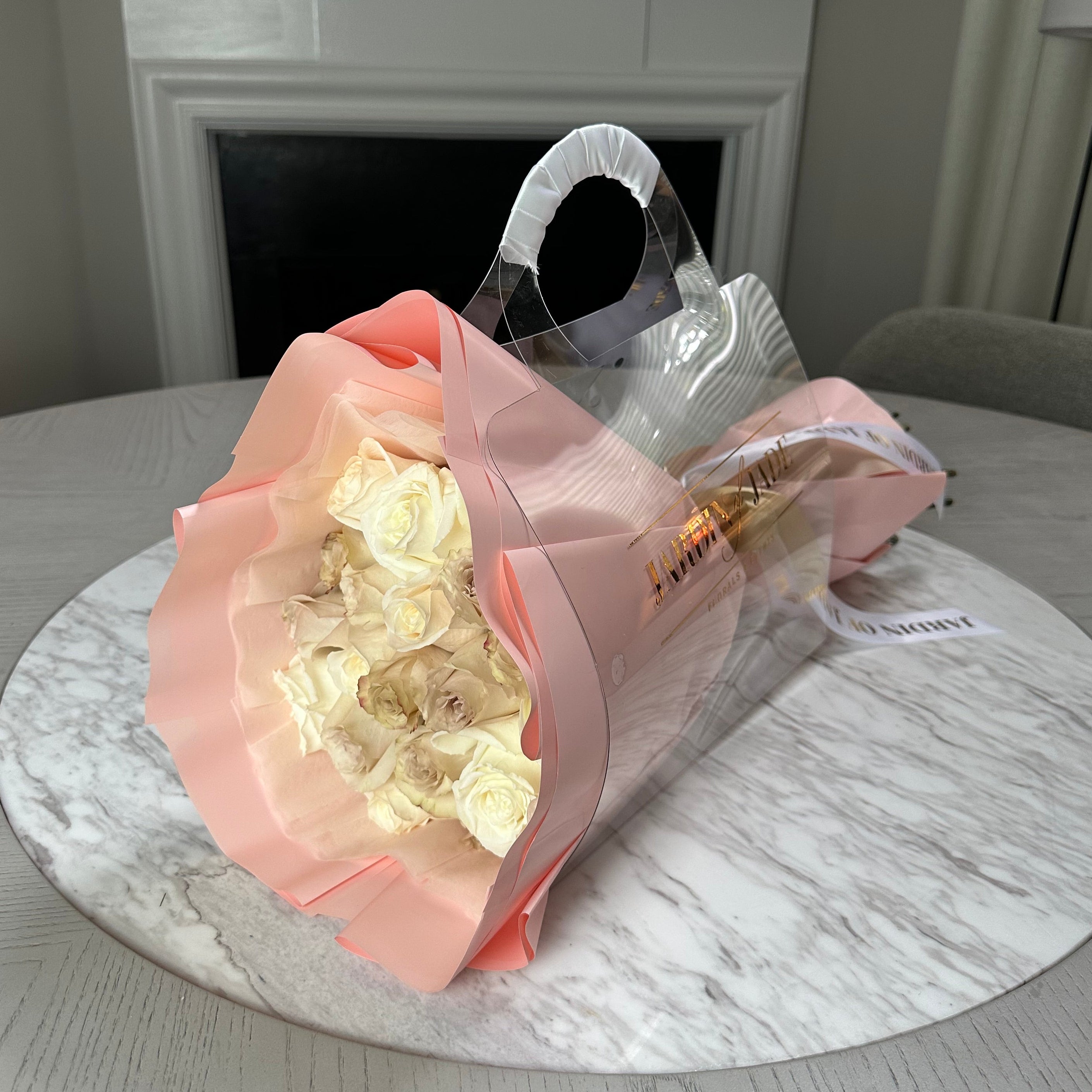 Fleur de Marie - Rose Carrier