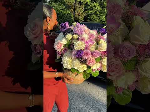 Saint Tropez - Flower Basket